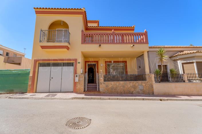 Image No.3-5 Bed House/Villa for sale