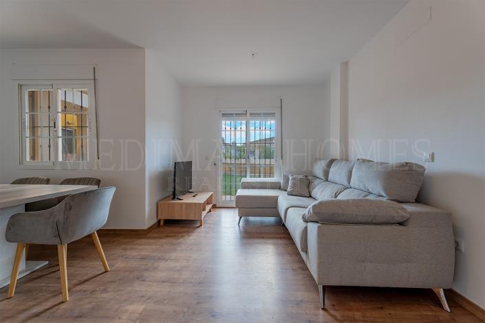 Image No.10-3 Bed Apartment for sale