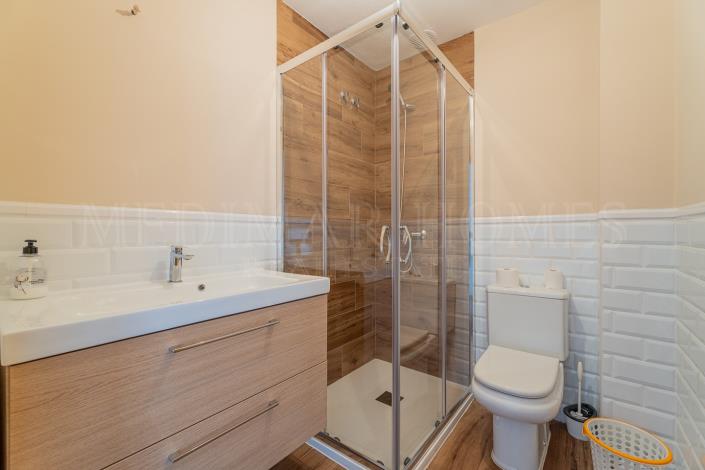 Image No.22-3 Bed Apartment for sale