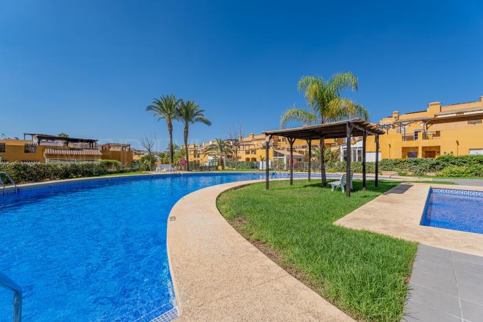 Image No.25-3 Bed Apartment for sale