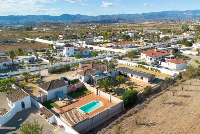 Villa / Détaché de 3 chambres à vendre à Albox