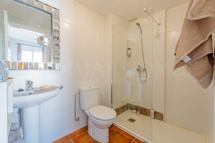 Image No.17-2 Bed Apartment for sale