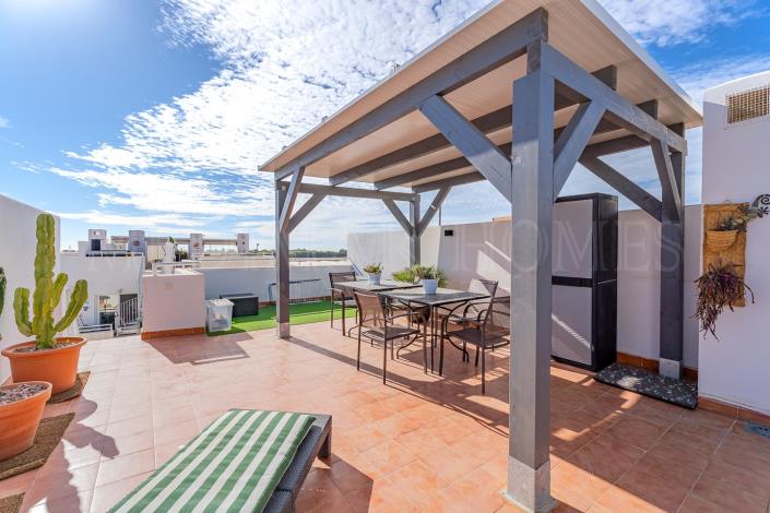 Image No.31-2 Bed Apartment for sale