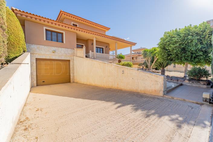 Image No.7-5 Bed Villa / Detached for sale