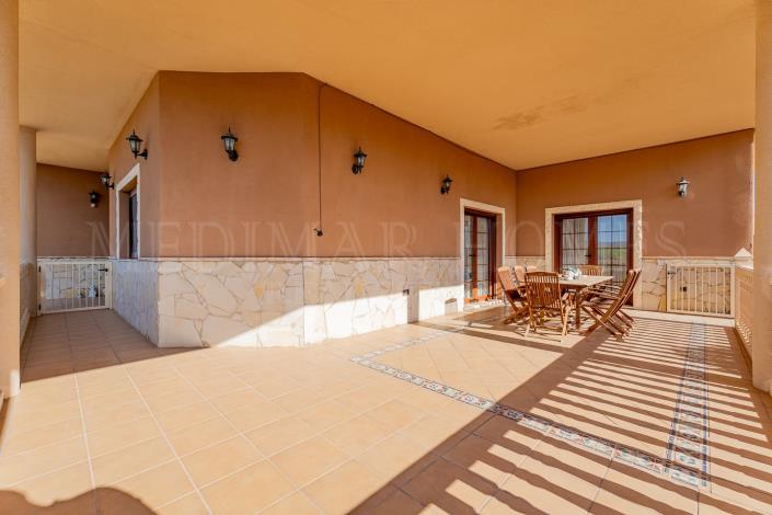 Image No.47-5 Bed Villa / Detached for sale