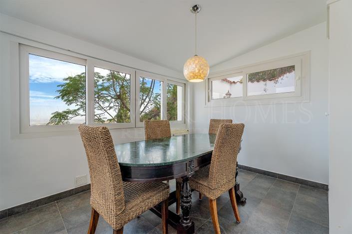 Image No.18-3 Bed Villa / Detached for sale