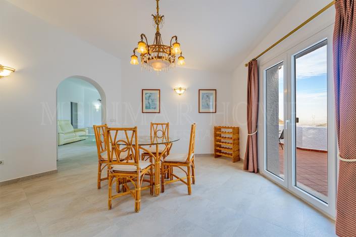 Image No.24-3 Bed Villa / Detached for sale