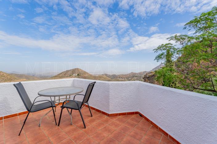 Image No.33-3 Bed Villa / Detached for sale