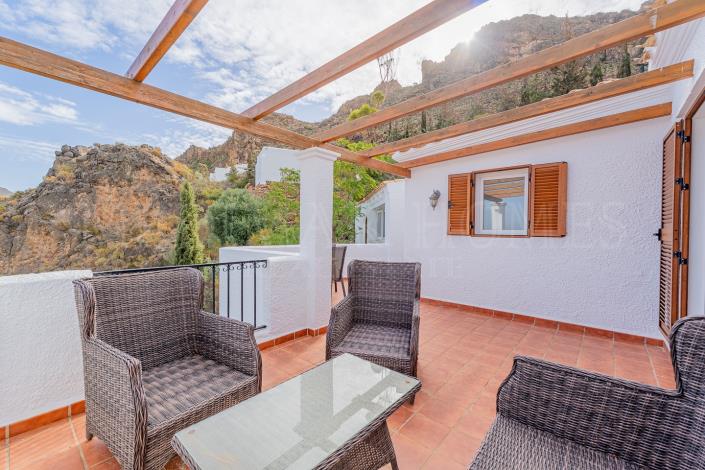 Image No.35-3 Bed Villa / Detached for sale