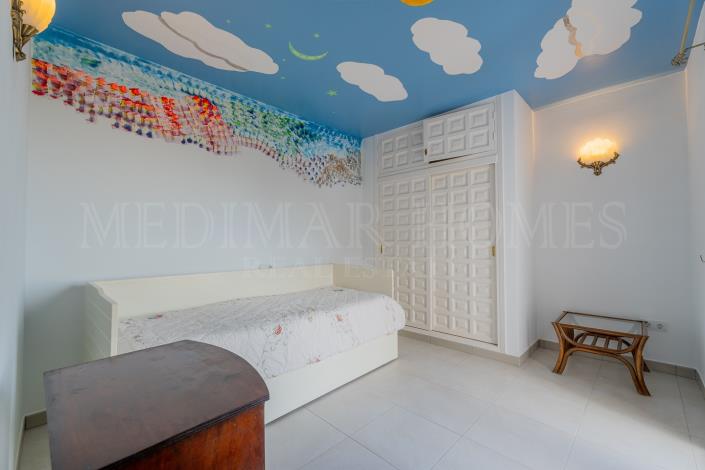 Image No.37-3 Bed Villa / Detached for sale