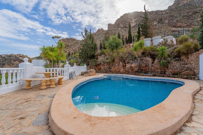 Image No.49-3 Bed Villa / Detached for sale