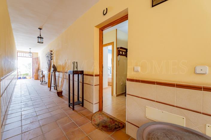 Image No.3-3 Bed Apartment for sale