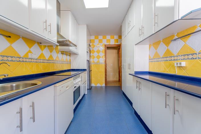 Image No.15-3 Bed Apartment for sale