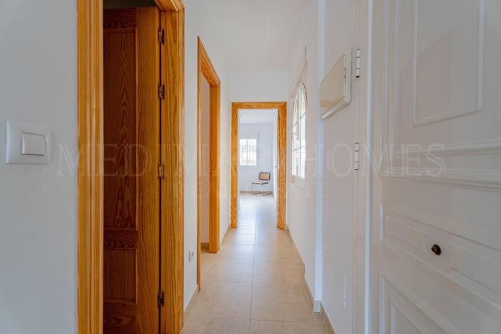 Image No.20-2 Bed Apartment for sale