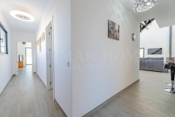 Image No.6-3 Bed Villa / Detached for sale