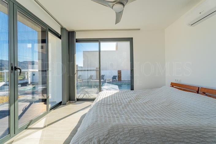 Image No.22-3 Bed Villa / Detached for sale