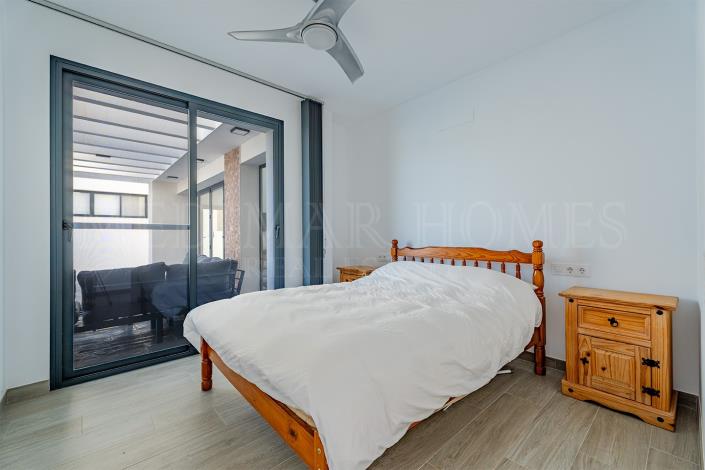 Image No.26-3 Bed Villa / Detached for sale