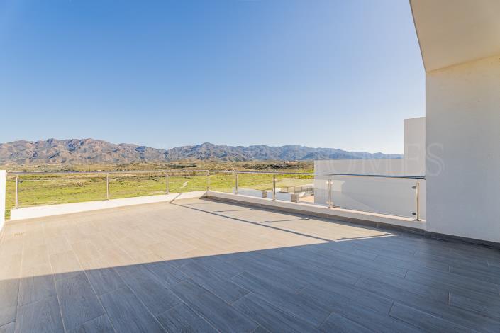 Image No.41-3 Bed Villa / Detached for sale