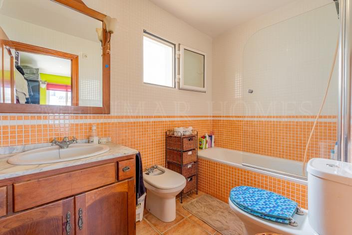 Image No.20-2 Bed Apartment for sale