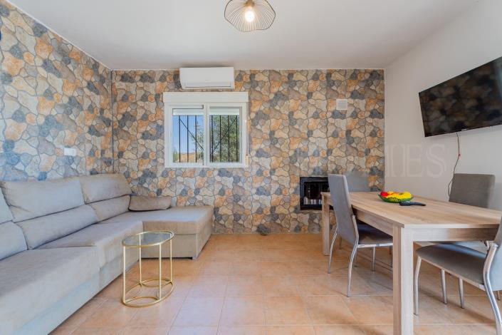 Image No.12-2 Bed Cortijo for sale