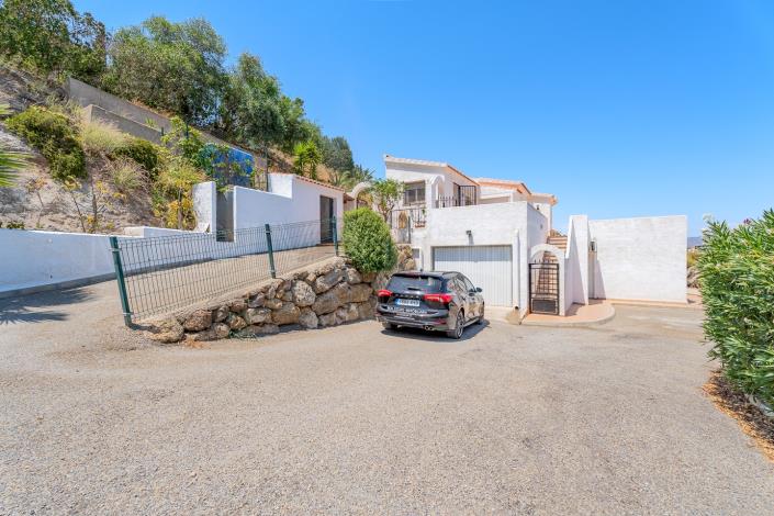 Image No.4-4 Bed Villa / Detached for sale