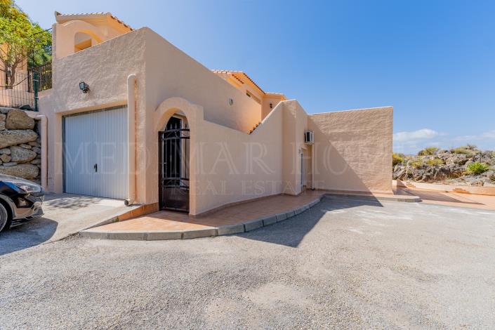 Image No.5-4 Bed Villa / Detached for sale