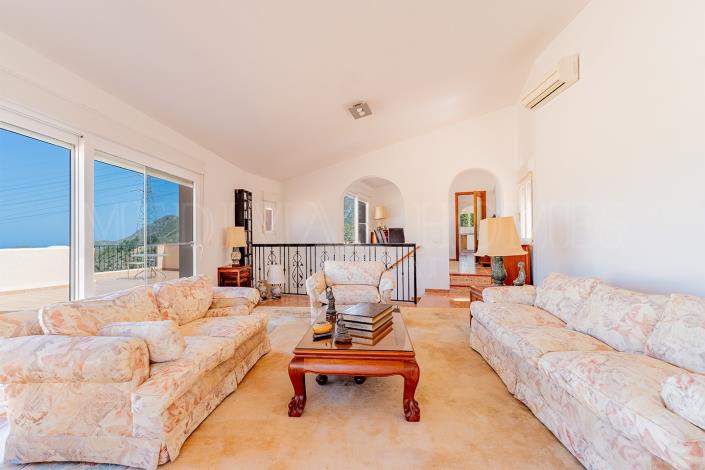 Image No.13-4 Bed Villa / Detached for sale