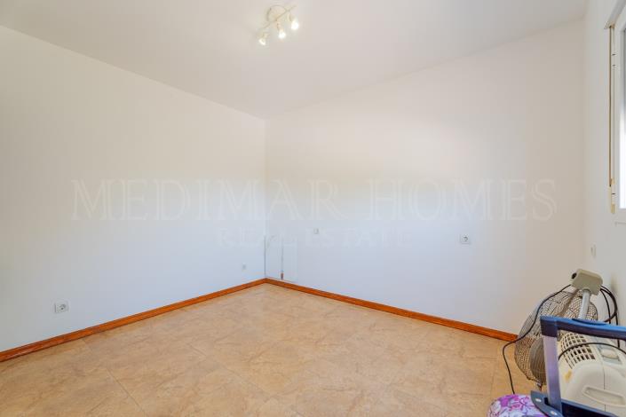 Image No.33-4 Bed Villa / Detached for sale