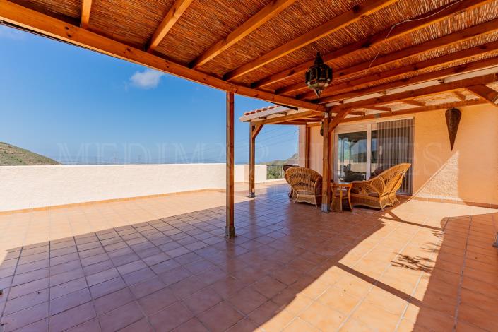 Image No.42-4 Bed Villa / Detached for sale