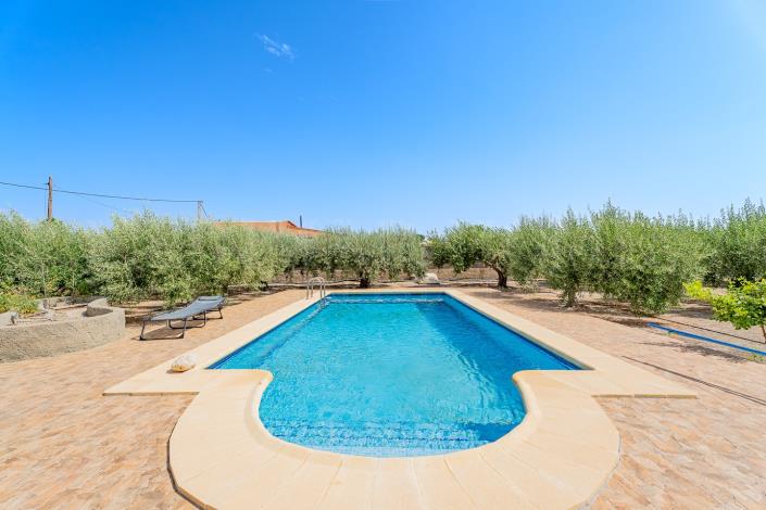 Image No.10-3 Bed Chalet for sale