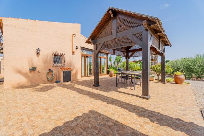 Image No.15-3 Bed Chalet for sale