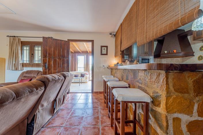 Image No.28-3 Bed Chalet for sale