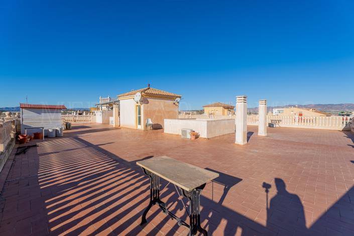 Image No.32-3 Bed Apartment for sale