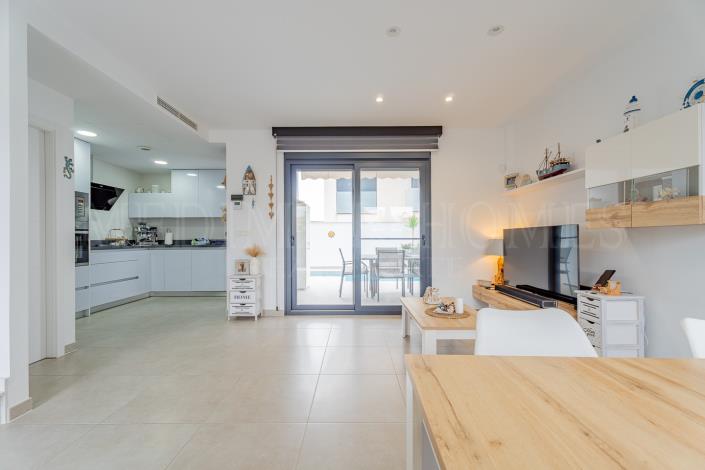 Image No.10-3 Bed Villa for sale