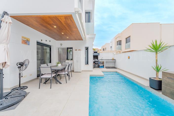 Image No.33-3 Bed Villa for sale