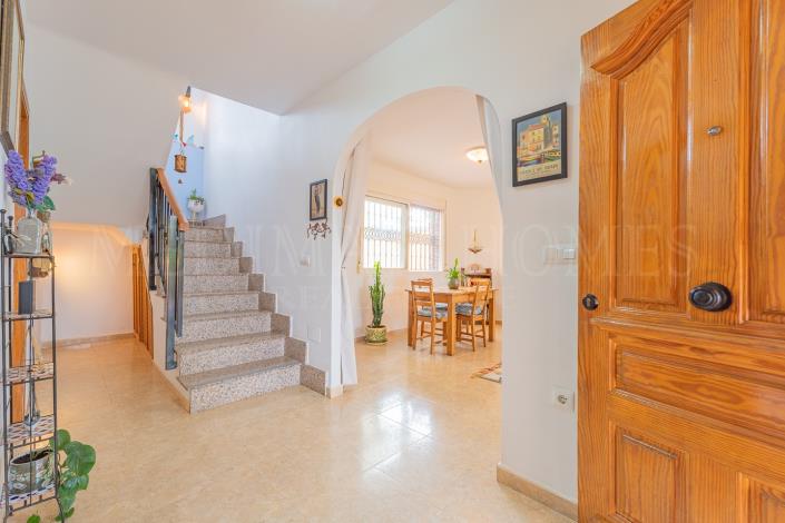 Image No.8-3 Bed Townhouse for sale