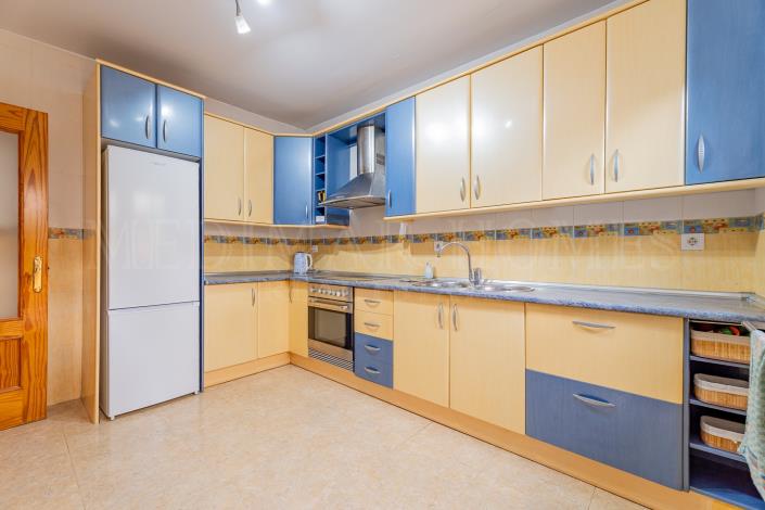 Image No.16-3 Bed Townhouse for sale