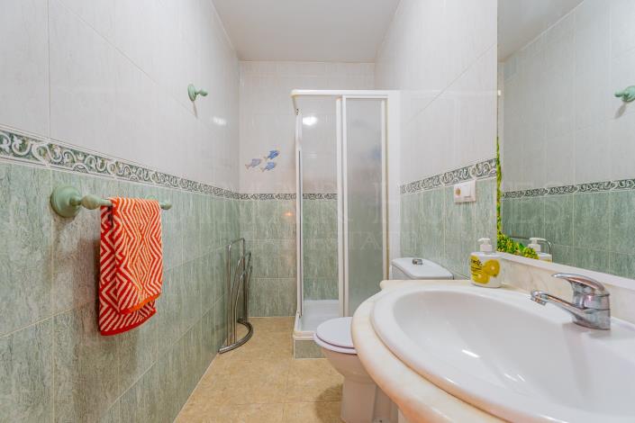 Image No.21-3 Bed Townhouse for sale