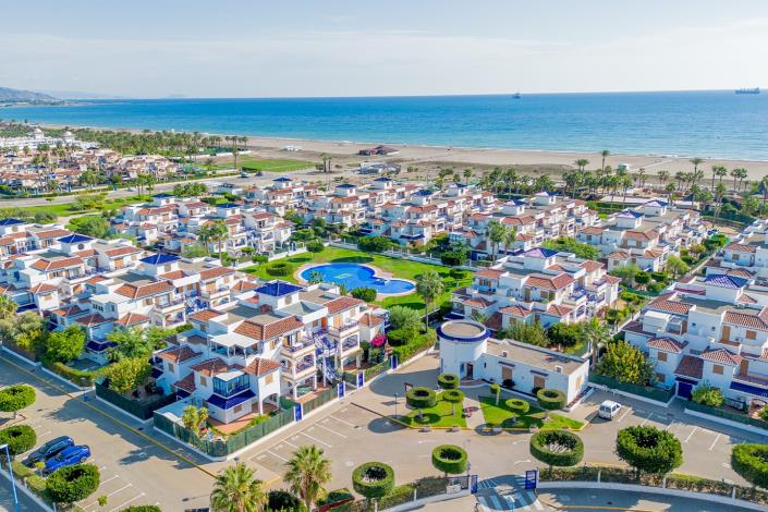 Image No.28-2 Bed Apartment for sale