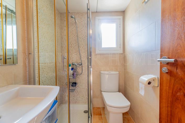 Image No.24-2 Bed Apartment for sale