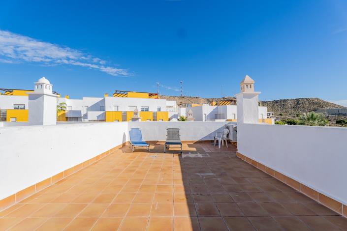 Image No.32-2 Bed Apartment for sale