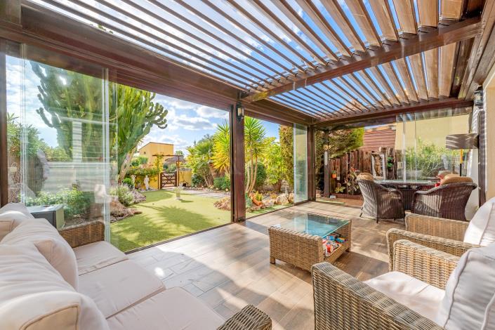 Image No.15-3 Bed Villa / Detached for sale