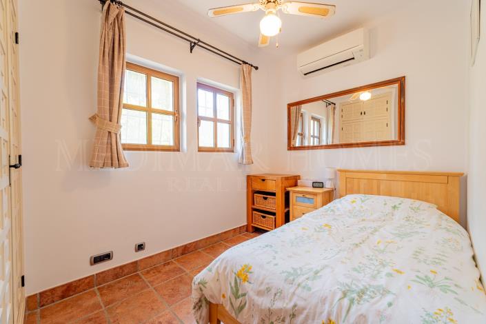 Image No.35-3 Bed Villa / Detached for sale