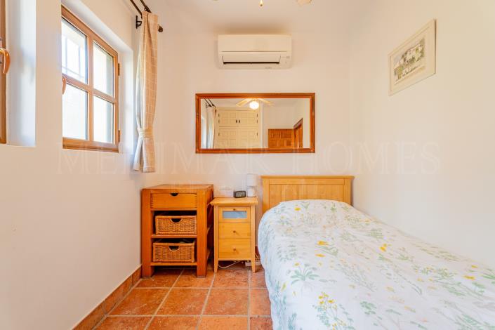 Image No.36-3 Bed Villa / Detached for sale