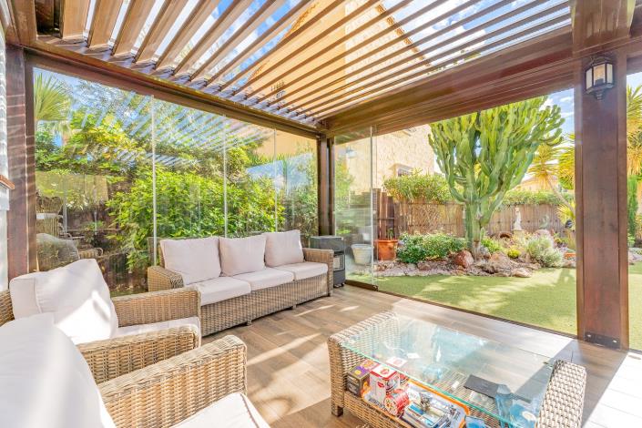 Image No.19-3 Bed Villa / Detached for sale