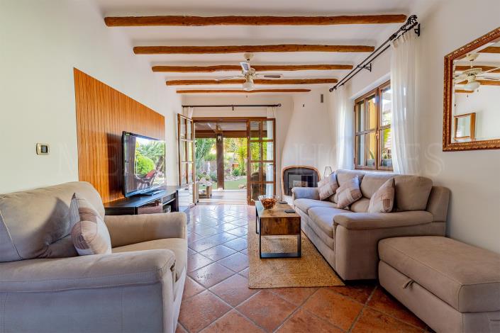 Image No.22-3 Bed Villa / Detached for sale