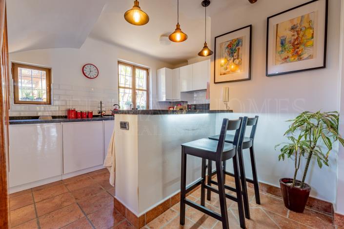 Image No.27-3 Bed Villa / Detached for sale