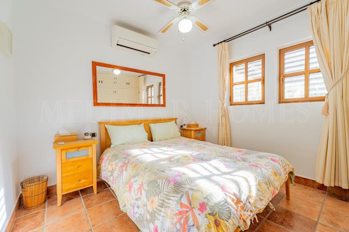 Image No.32-3 Bed Villa / Detached for sale