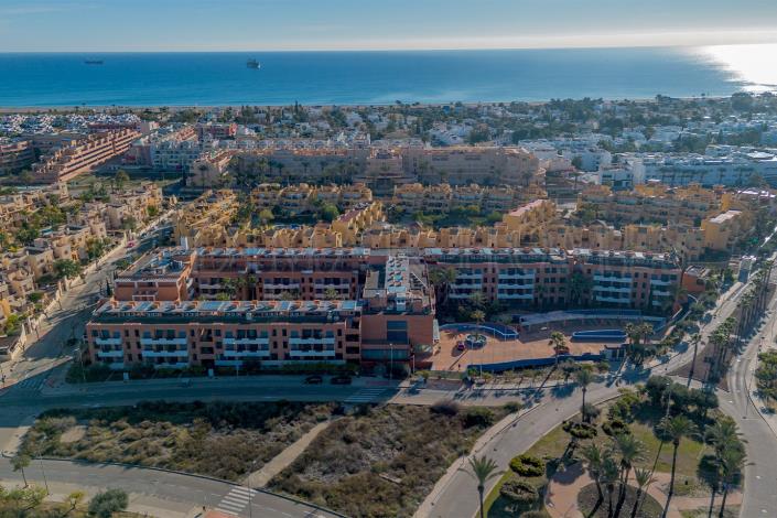 Image No.40-2 Bed Apartment for sale