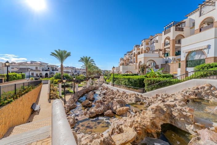 Image No.40-2 Bed Apartment for sale